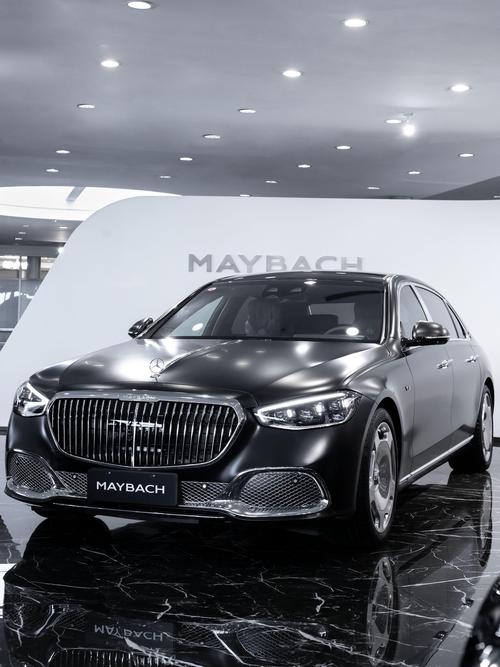 深圳92岚图汽车的售后服务让用户无忧出行，迈巴赫未来的豪华车趋势